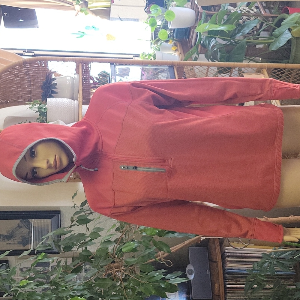 Active wear jacket